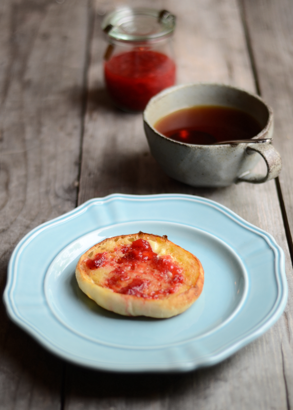 Tea + English Muffin