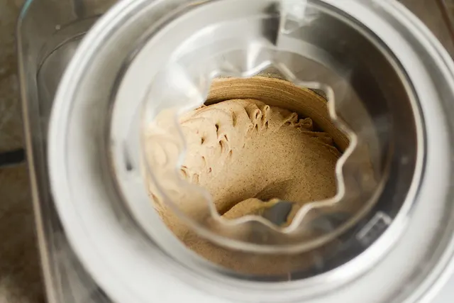 Cinnamon Ice Cream