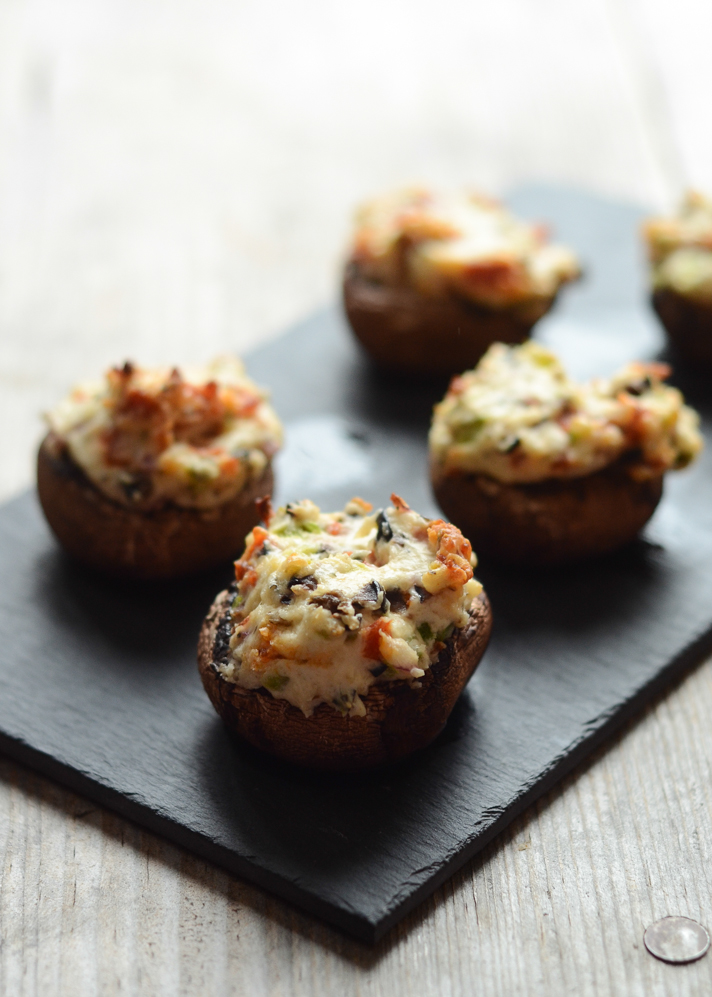 Pizza Stuffed Mushrooms