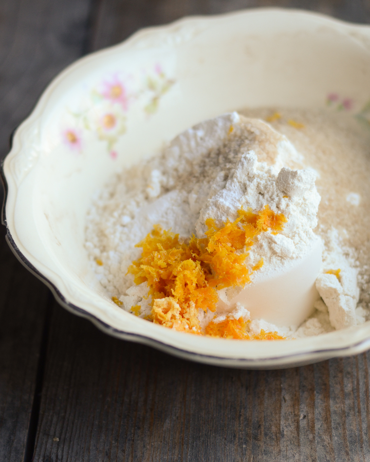 All of the dry ingredients in a large mixing bowl.