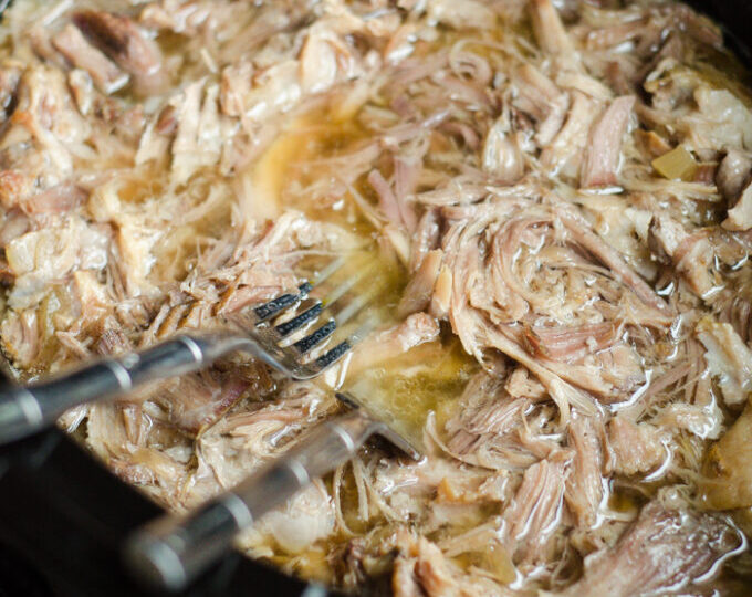 Easiest Pulled Pork in the Crockpot/Slow Cooker
