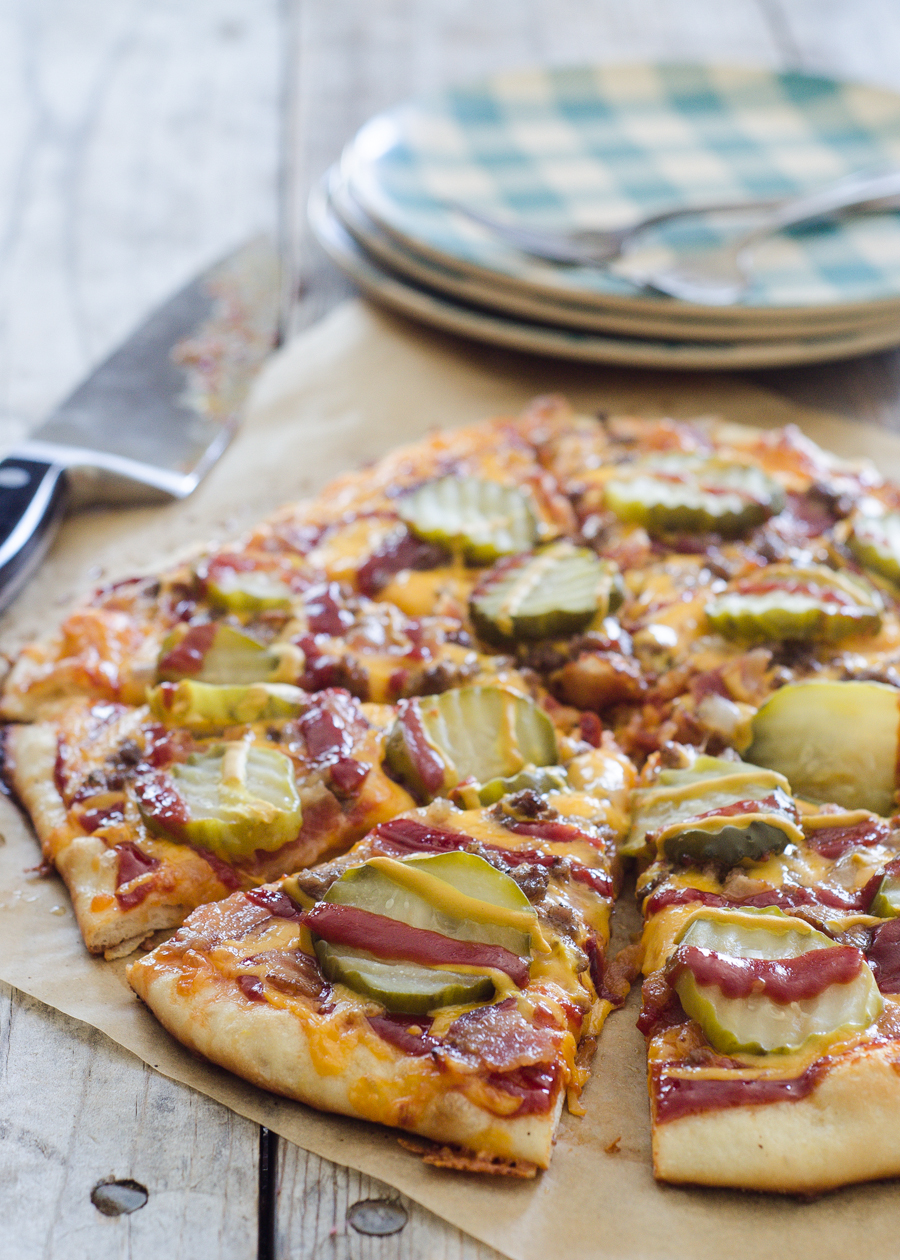 Bacon Cheeseburger Pizza