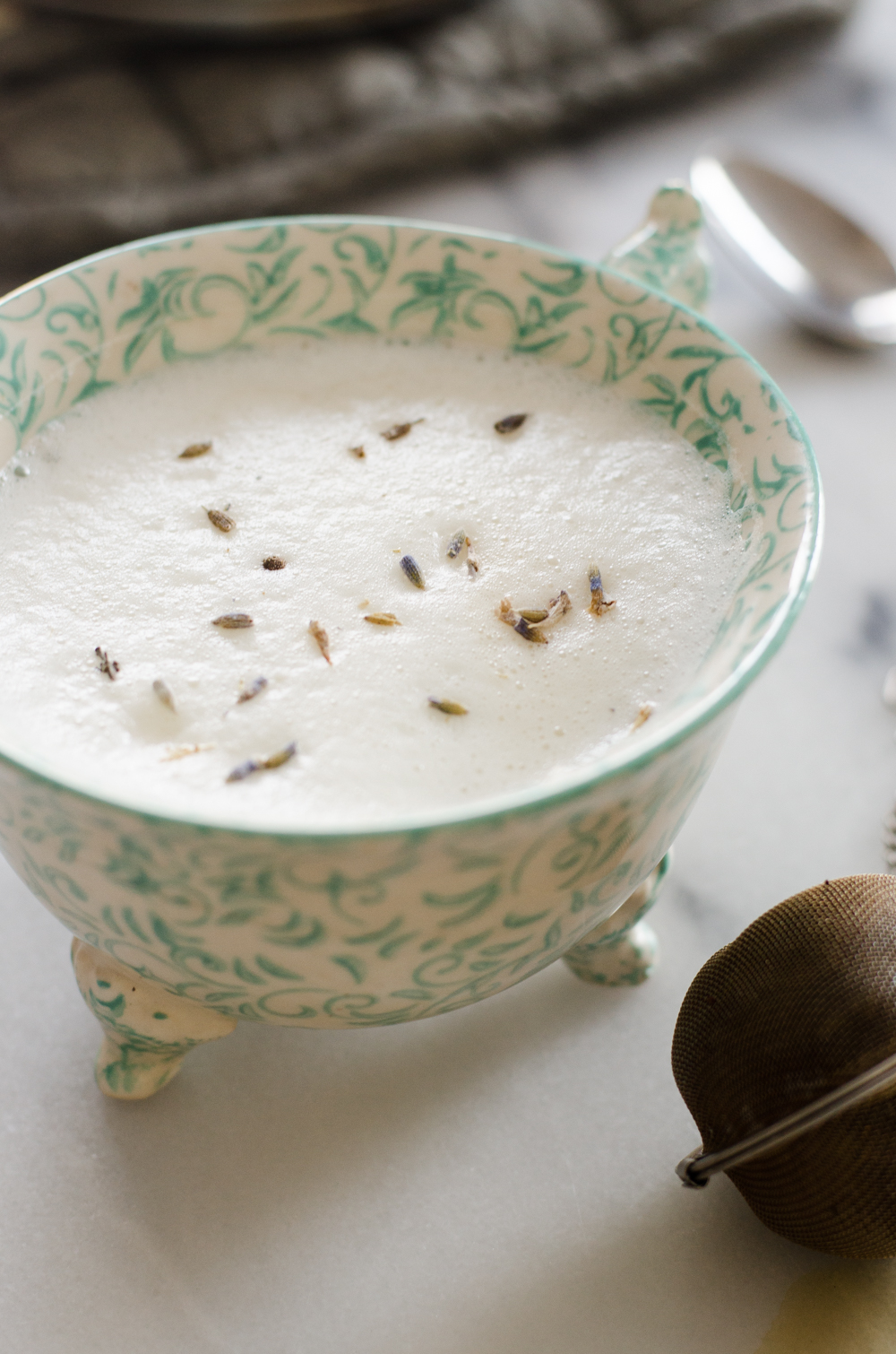 Homemade London Fog (Lavender Earl Grey) Latte.