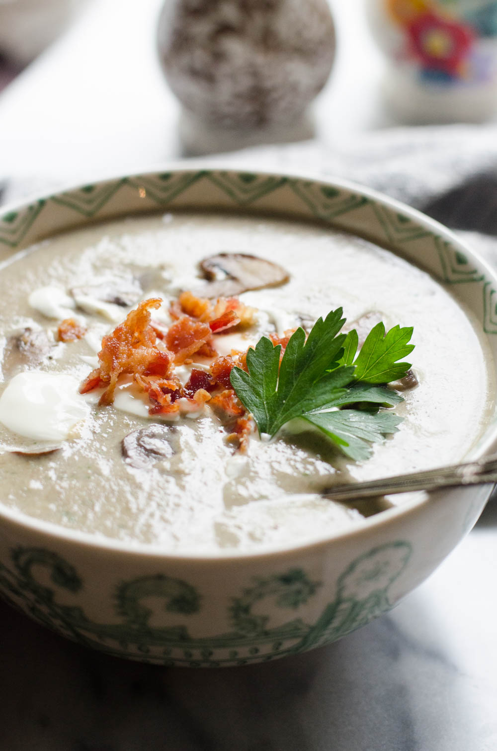 Creamy Roasted Garlic and Mushroom Soup