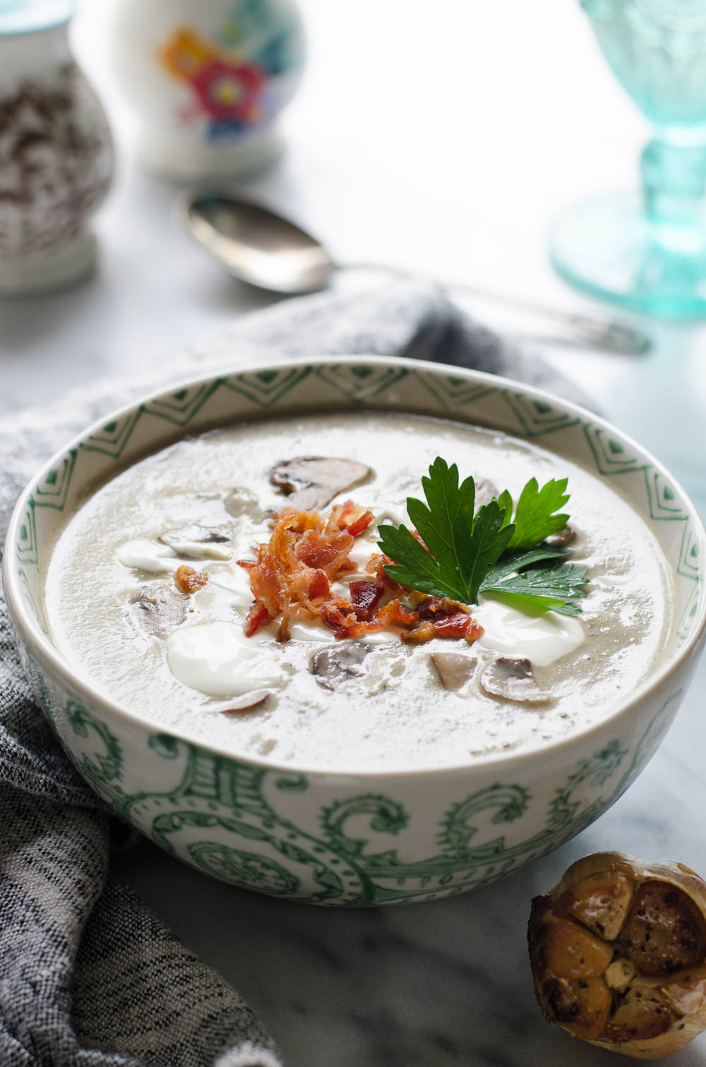 Creamy Roasted Garlic and Mushroom Soup