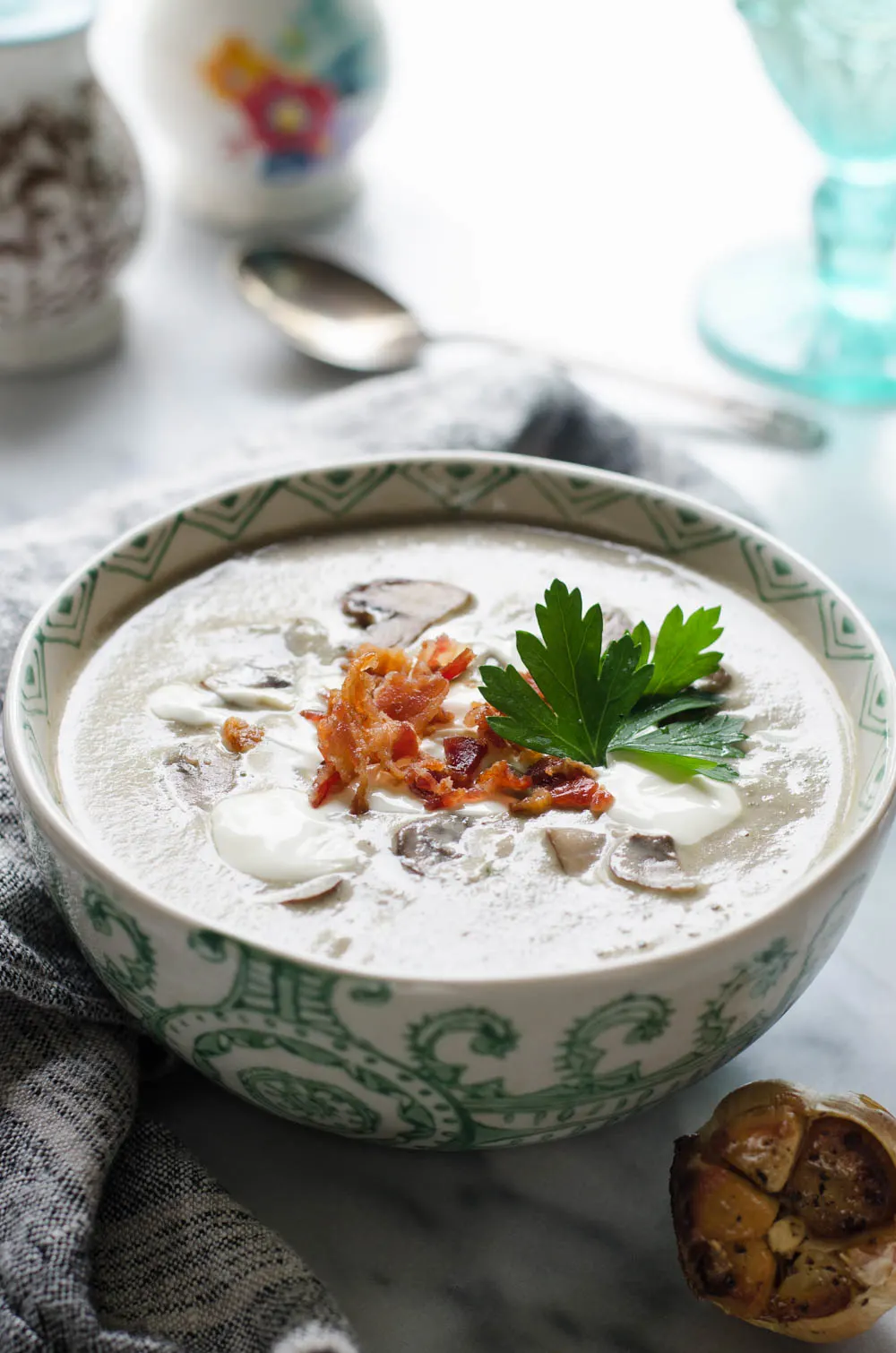 Creamy Roasted Garlic and Mushroom Soup