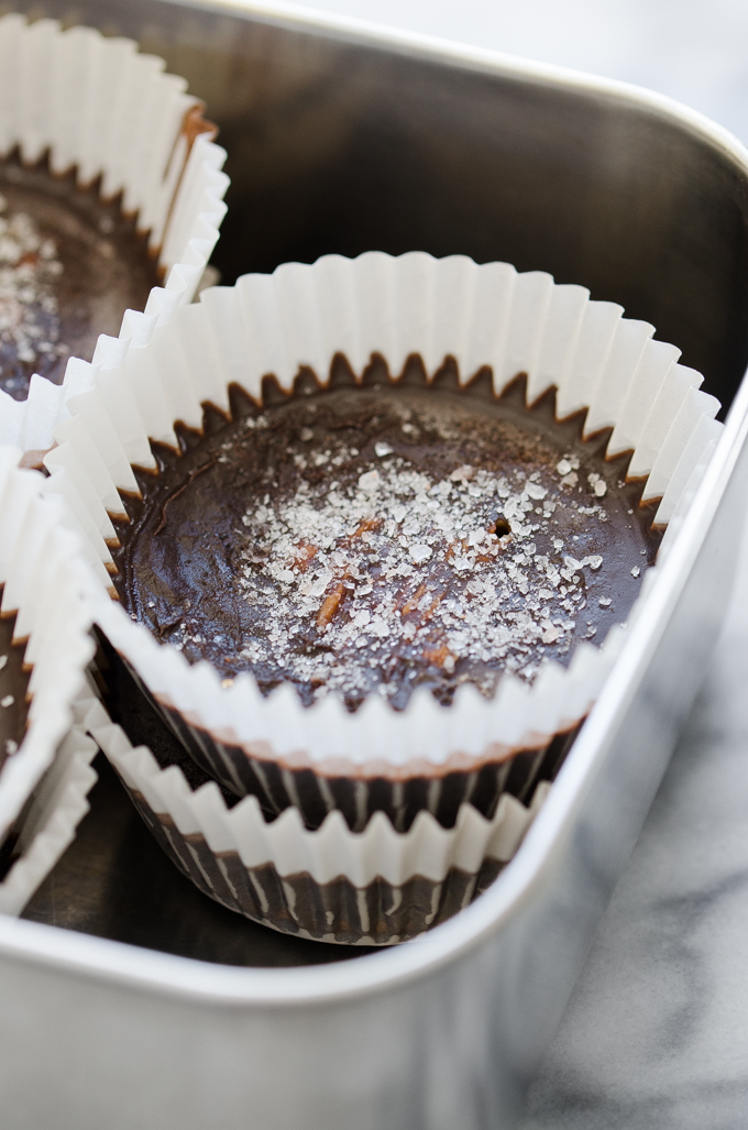 Homemade Healthy Dark Chocolate Peanut Butter Cups