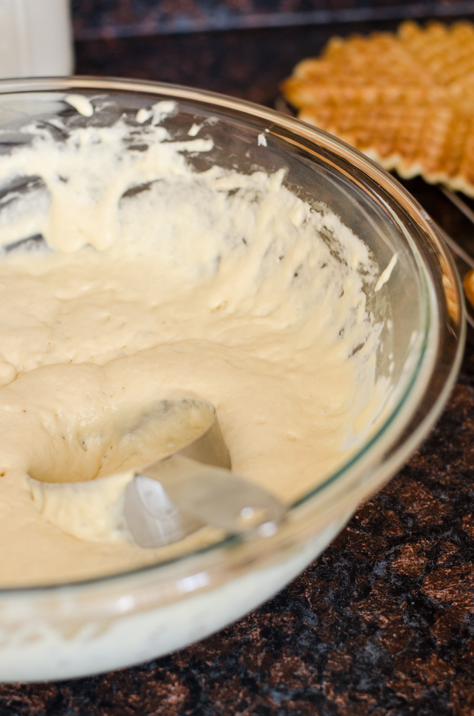 The batter all mixed up in a bowl.