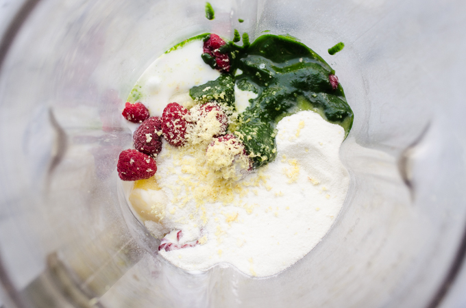 All of the ingredients for the energizer kefir smoothie in a blender pitcher.