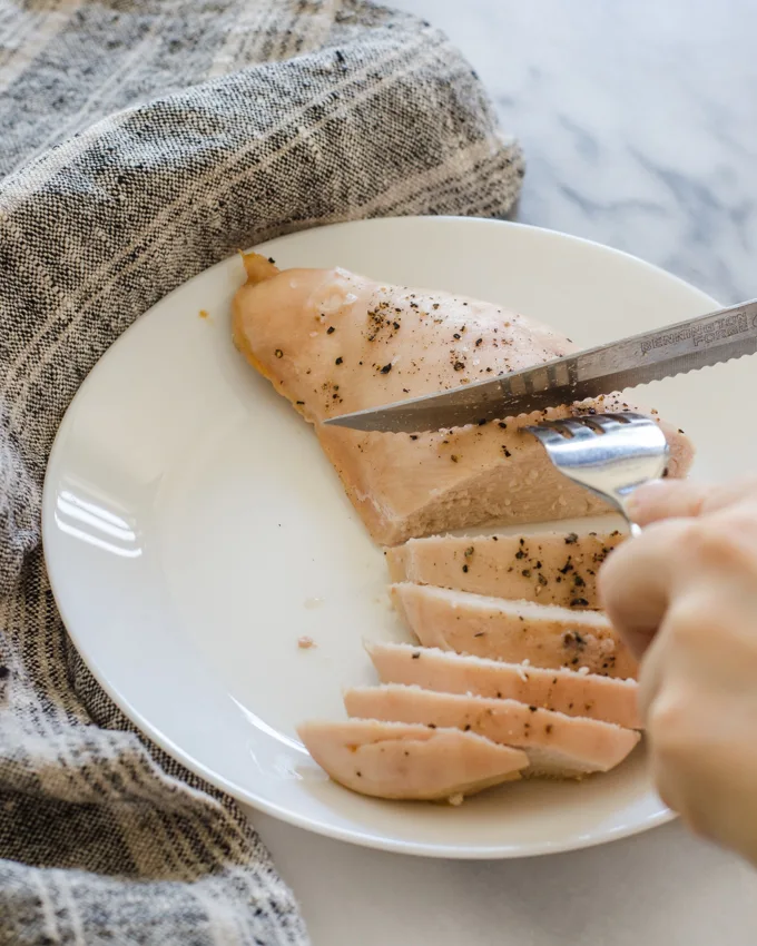 How to Bake Boneless Skinless Chicken Breasts in the oven without making them dry and overcooked!