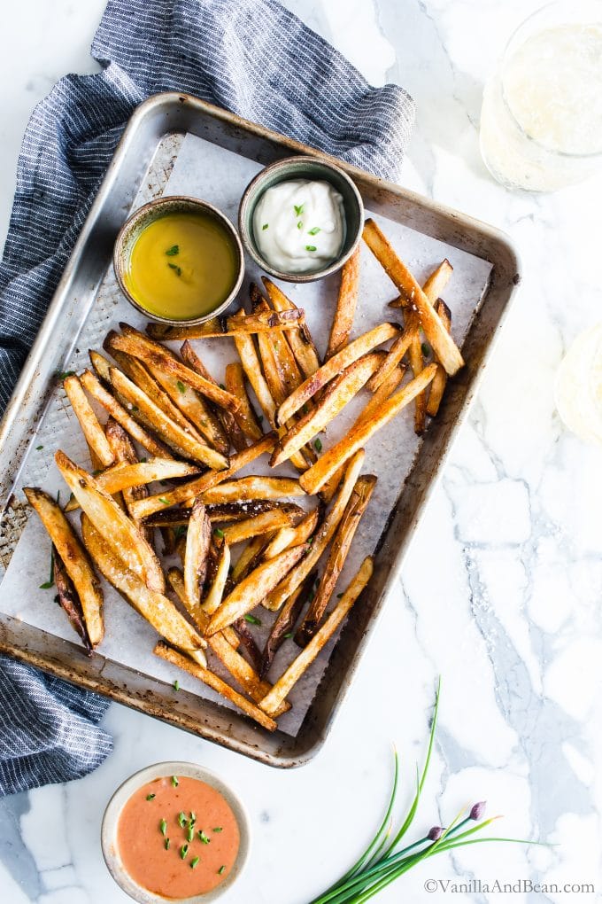 From above view of fries on a baking sheet.