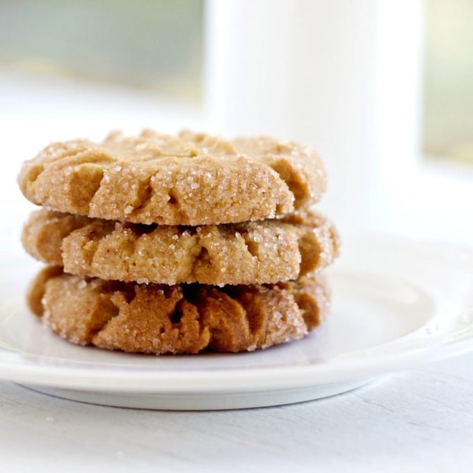 Side view of a stack of peanut butter cookeis