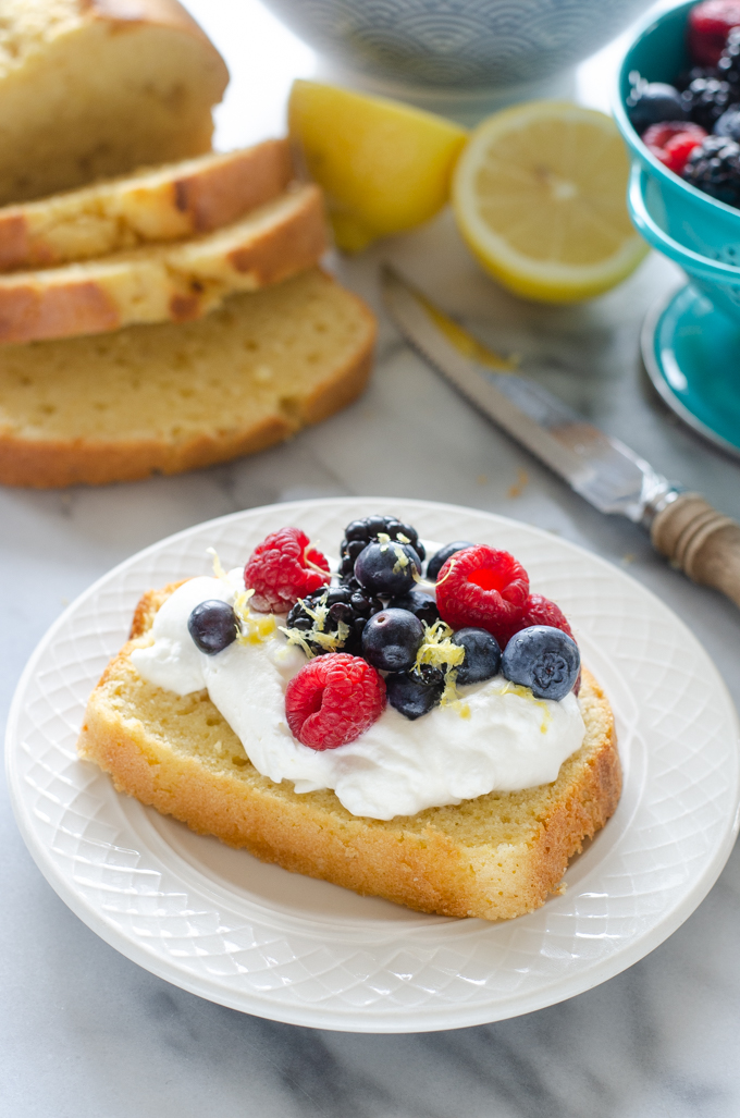 Best Recipe for Sour Cream Pound Cake Easy & Homemade 2023
