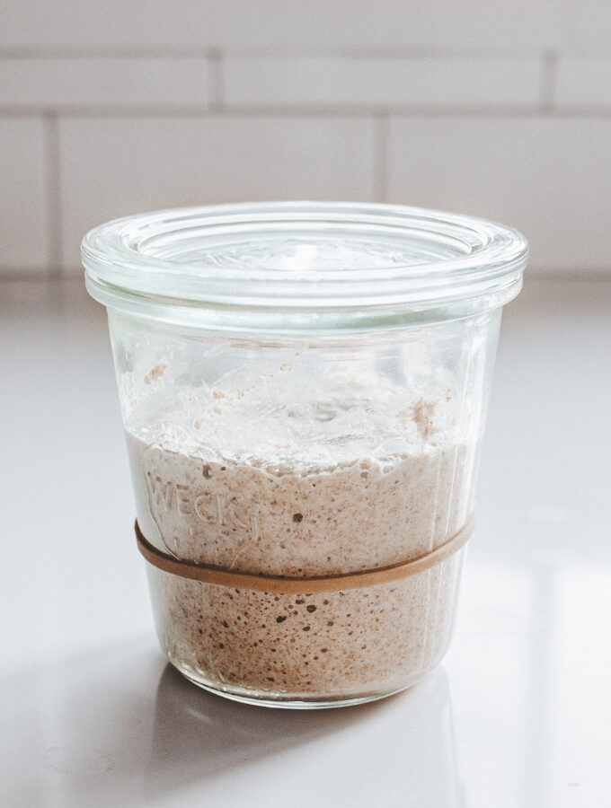 How to Make a Sourdough Starter From Scratch