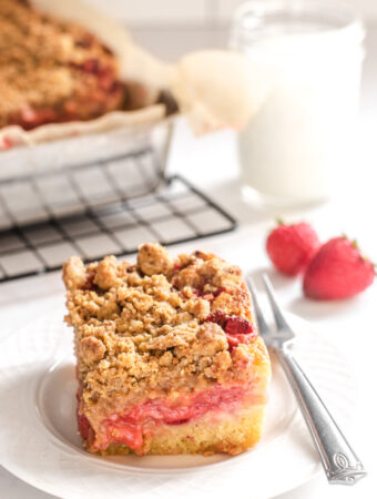 Strawberry Rhubarb Cake with Crumble Topping!
