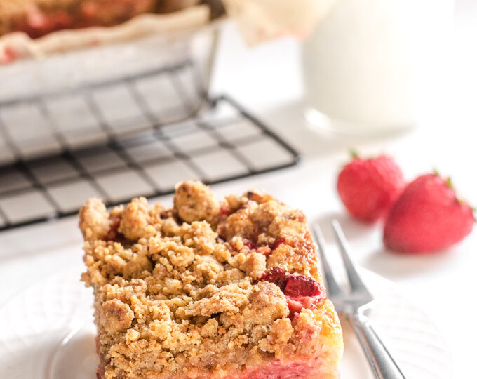 Strawberry Rhubarb Cake with Crumble Topping!