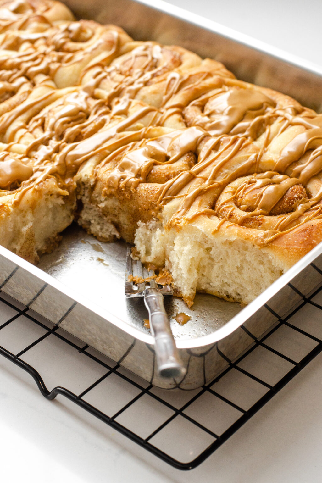 Easy Cinnamon Roll Recipe Without Milk (Dairy Free + Vegan Options!)