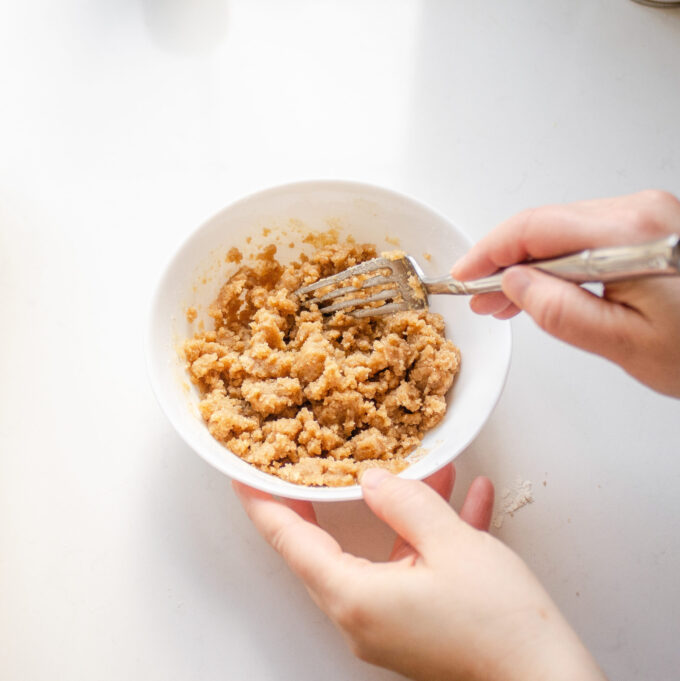 The finished streusel topping in a small bowl.