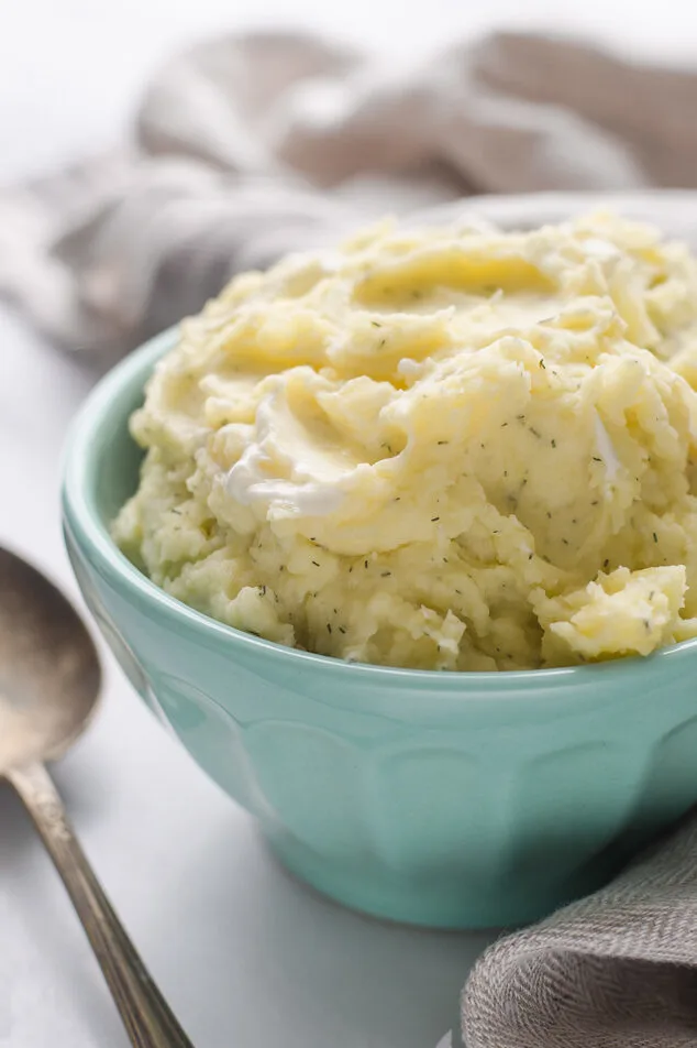 Sour Cream and Dill Mashed Potatoes